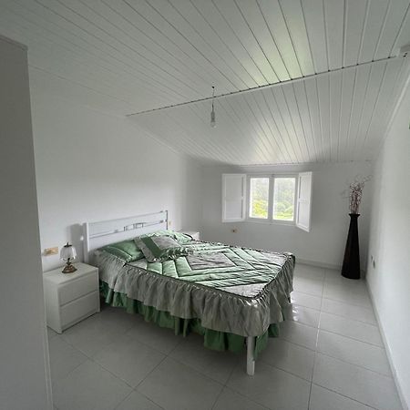 Lar Etxea O Barqueiro Apartamento Porto do Barqueiro Exterior foto